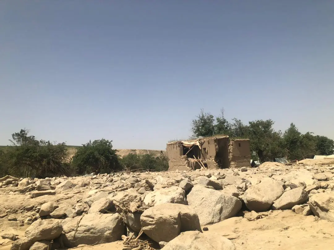 他在阿富汗,目睹悲伤与痛苦 他在阿富汗,目睹悲伤与痛苦