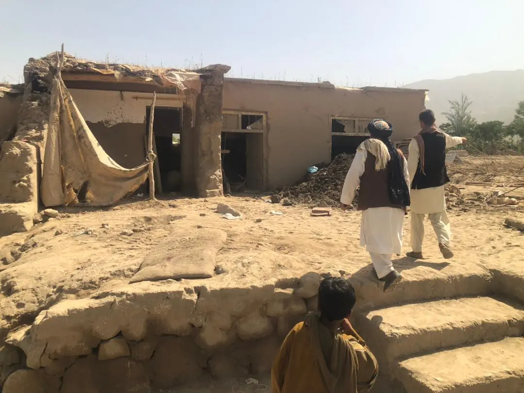 他在阿富汗,目睹悲伤与痛苦 他在阿富汗,目睹悲伤与痛苦